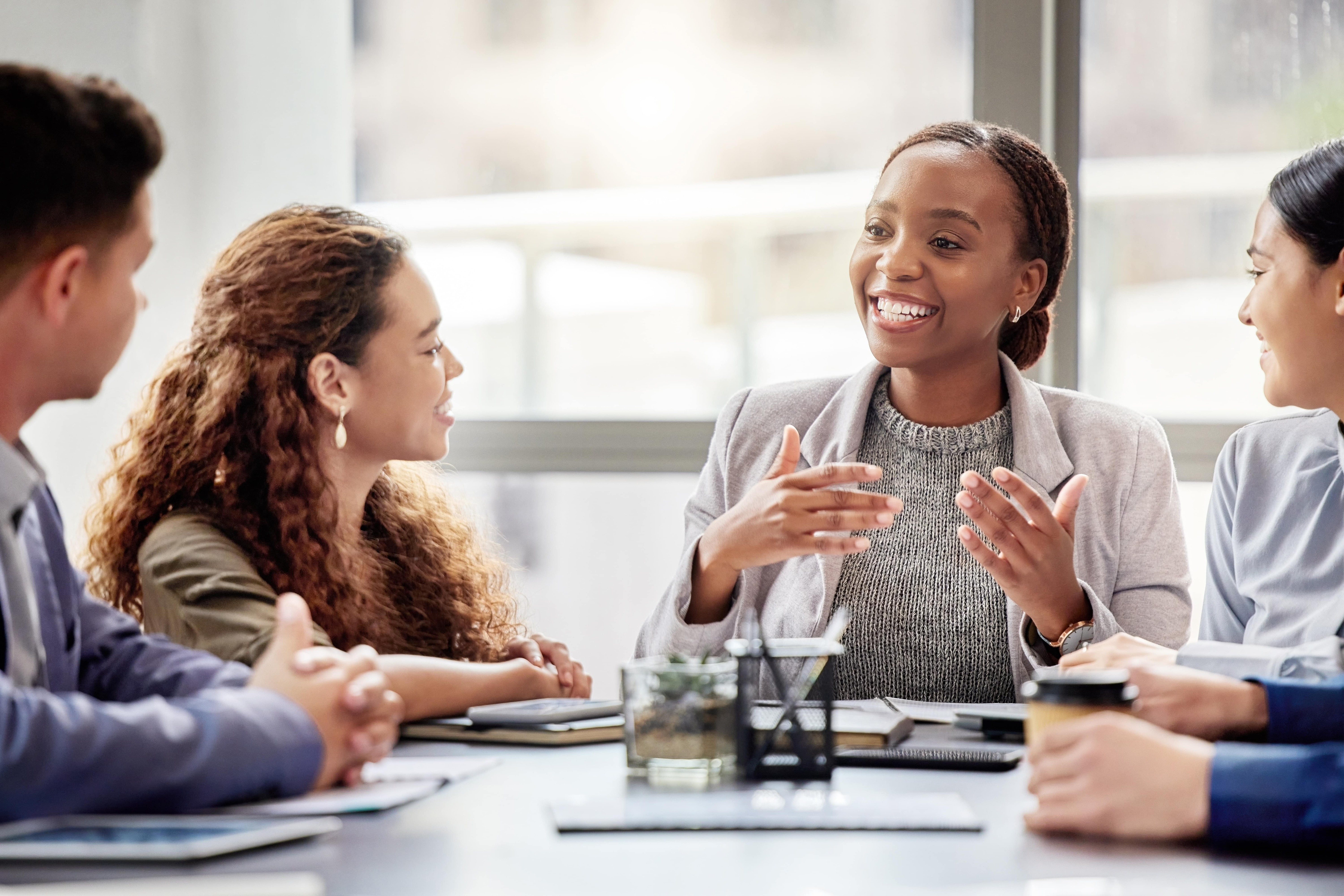 RIESGO-FRAUDE-CIBERSEGURIDAD-AML Monitoreo de transacciones bancarias